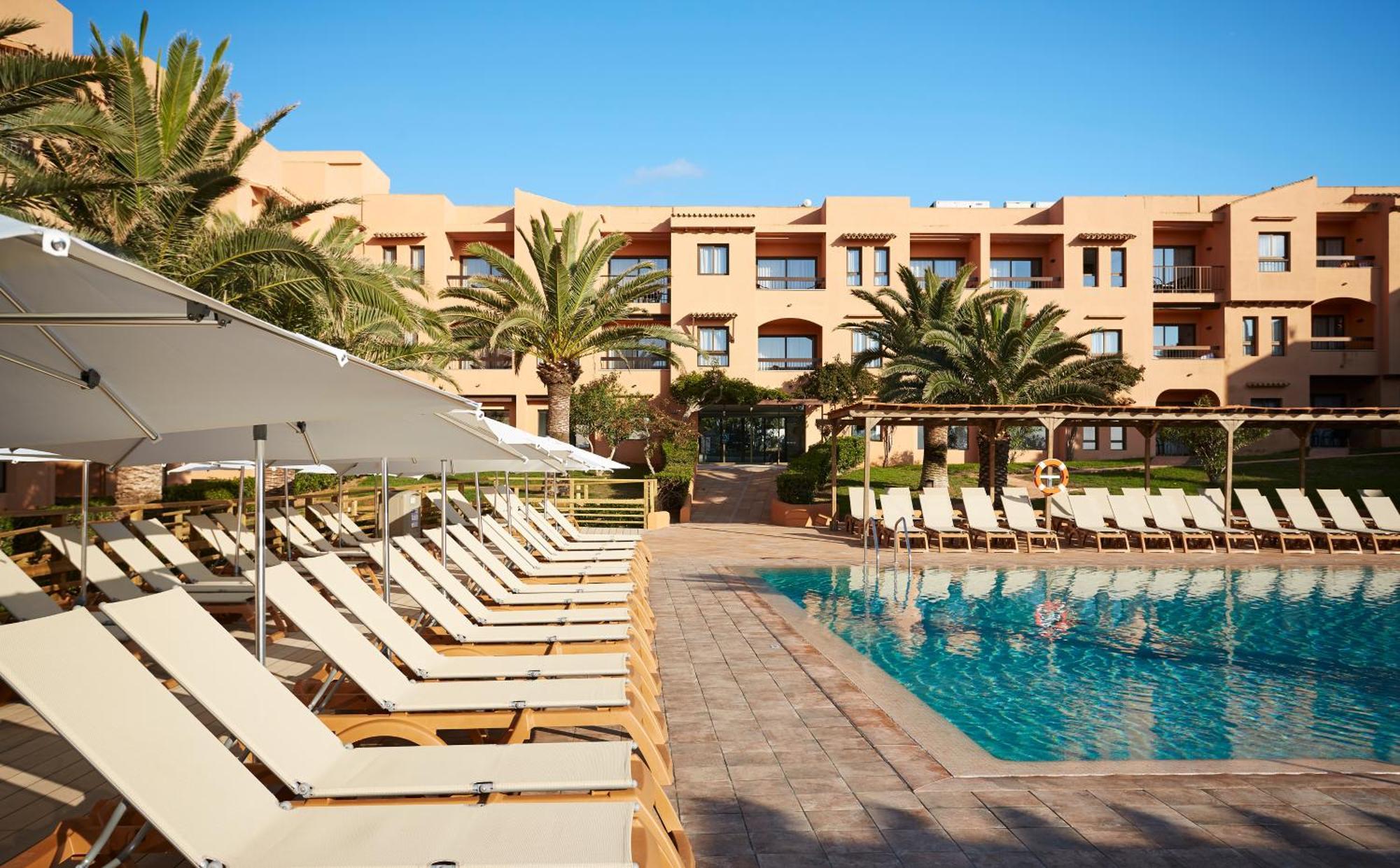 Insotel Club Tarida Playa San José Esterno foto